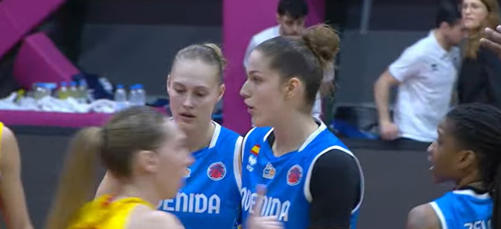 Regan Magarity debuta con el Perfumerías Avenida en el partido de Eurocup contra el Athinaikos