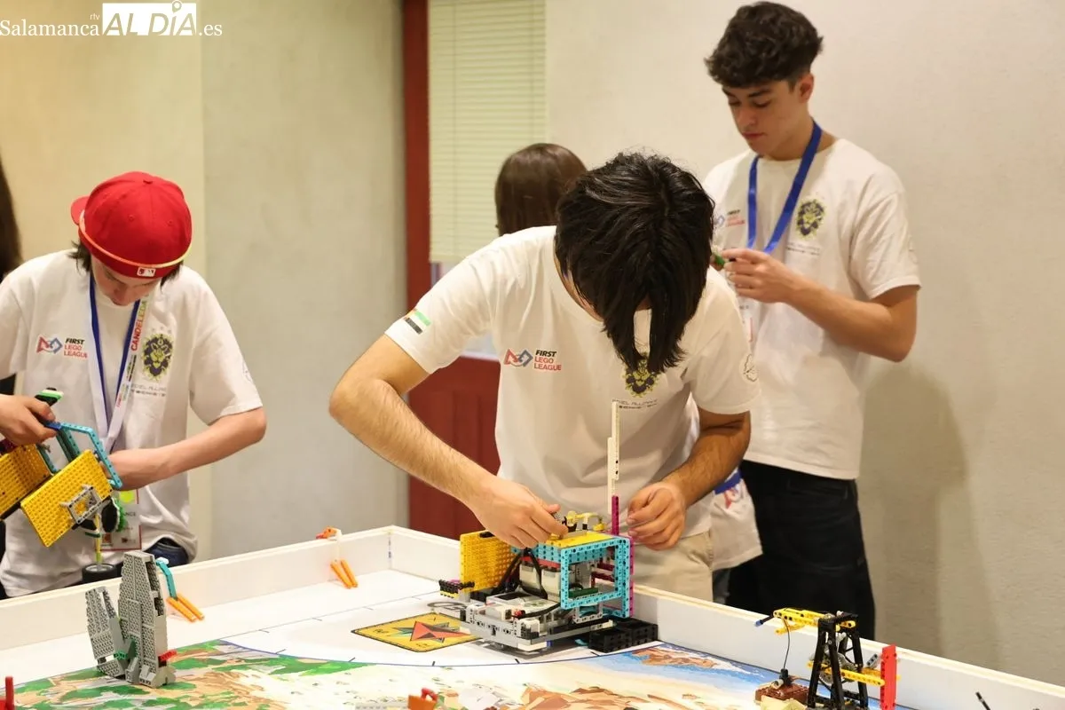 La Hospedería Fonseca acoge la décima edición del Torneo Clasificatorio First Lego League Salamanca. Fotos: David Sañudo