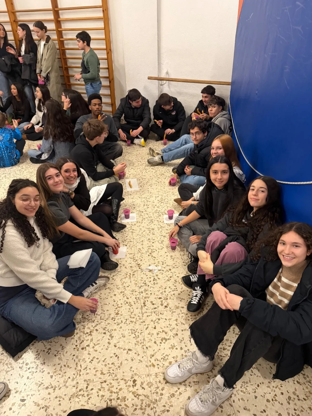 Foto 11 - Las Misioneras de la Providencia celebran 73 a&ntilde;os sembrando ilusi&oacute;n, fe y talento (Fotos)