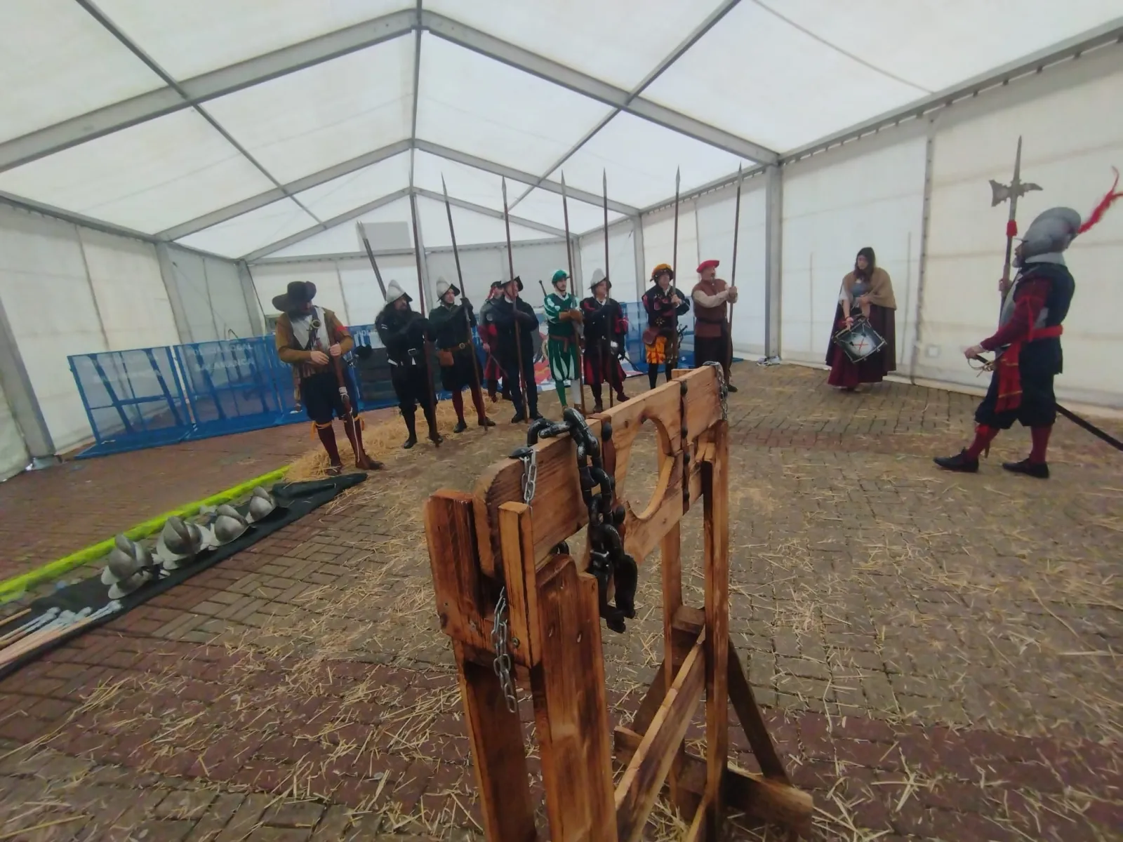 Foto 9 - Santa Marta viaja al siglo XVI con la recreaci&oacute;n de un campamento de los Tercios (Fotos)