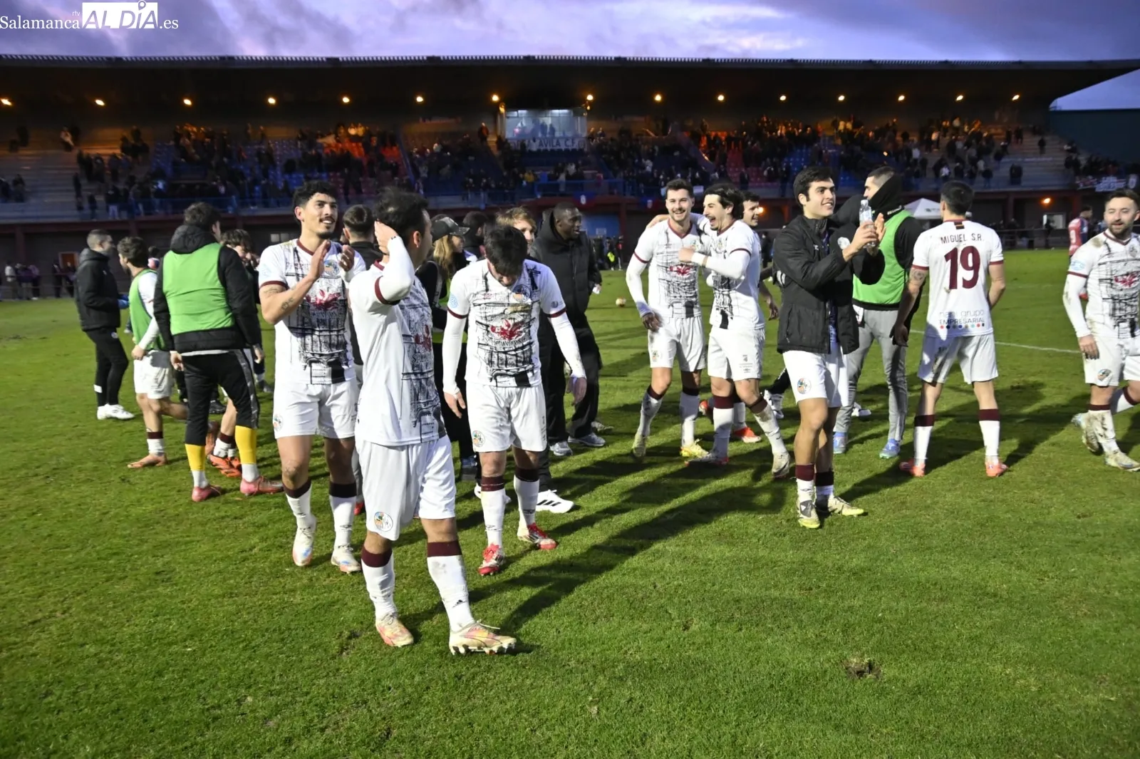 Foto 3 - FOTOS | Un doblete de 'S&uacute;per Javi Delgado' obra la remontada del Salamanca UDS en &Aacute;vila para volver al playoff en cuarta posici&oacute;n (1-2)