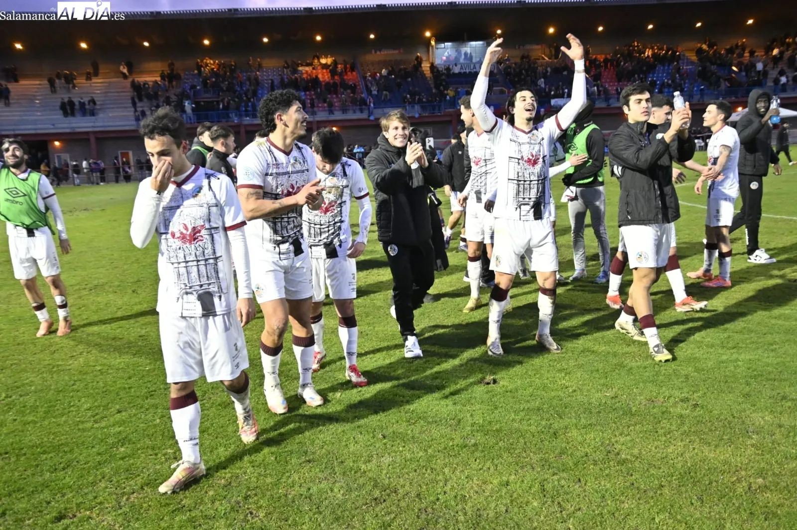 Foto 4 - FOTOS | Un doblete de 'S&uacute;per Javi Delgado' obra la remontada del Salamanca UDS en &Aacute;vila para volver al playoff en cuarta posici&oacute;n (1-2)