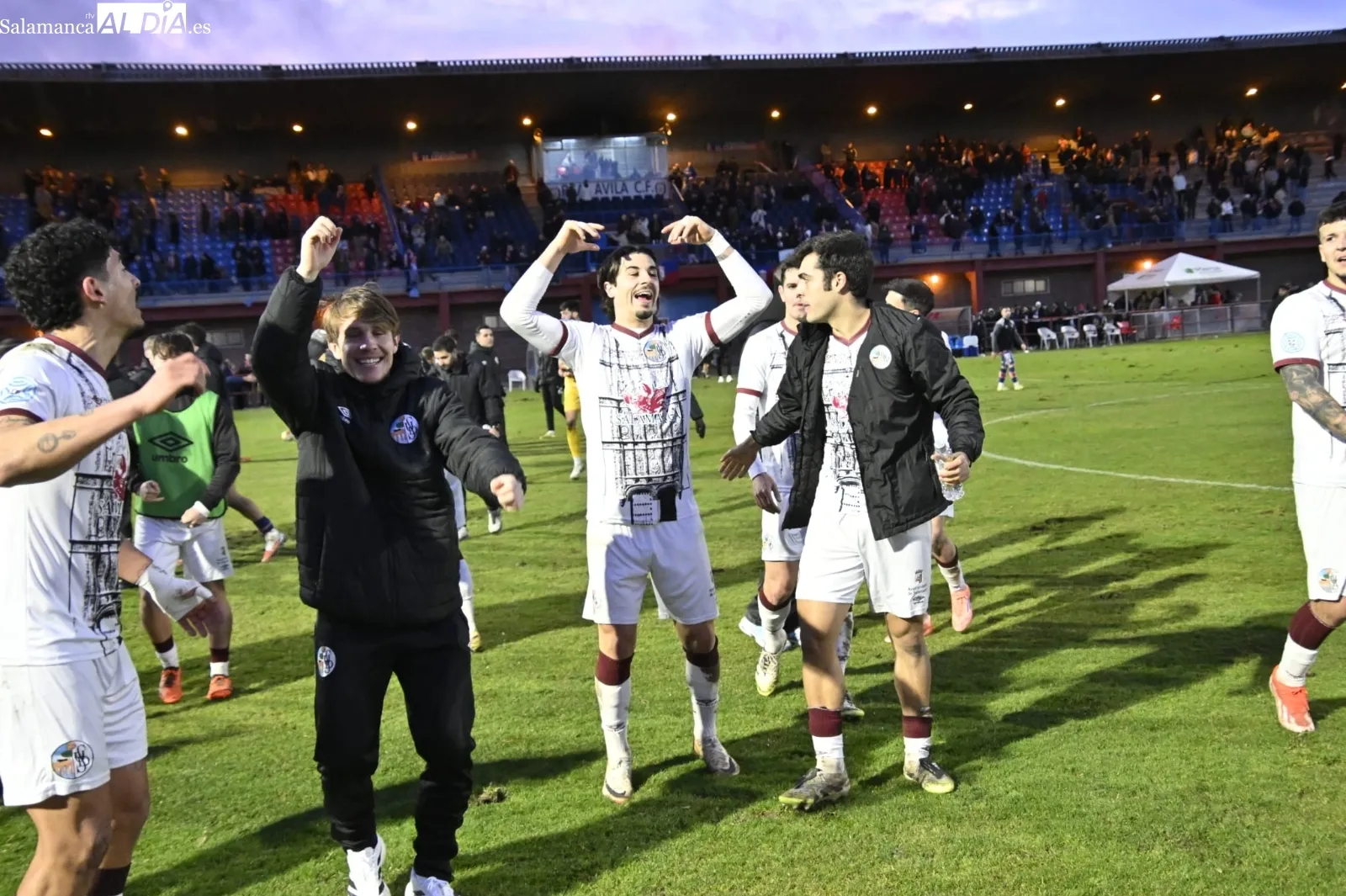 Foto 6 - FOTOS | Un doblete de 'S&uacute;per Javi Delgado' obra la remontada del Salamanca UDS en &Aacute;vila para volver al playoff en cuarta posici&oacute;n (1-2)