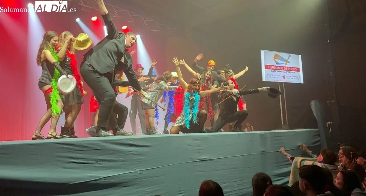 Actuación del grupo de danza de Asprodes Vitigudino en Ledesma 