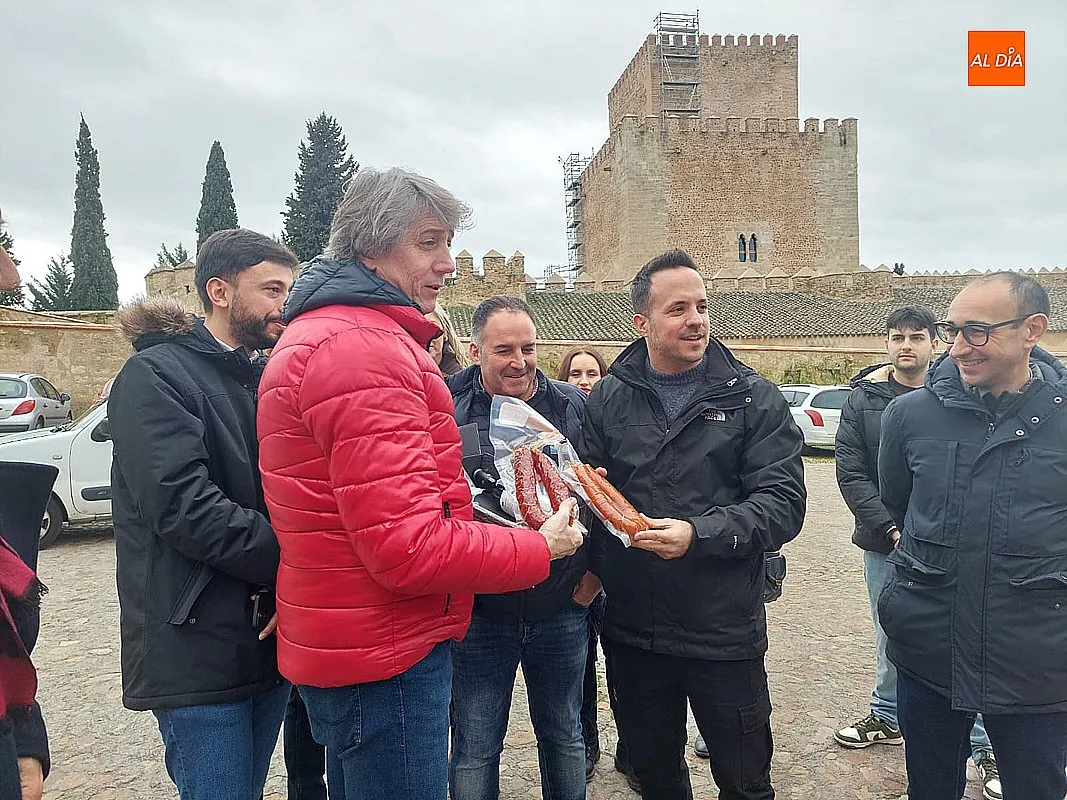 Visita de Carlos Martínez, candidato a las autonómicas del PSOE