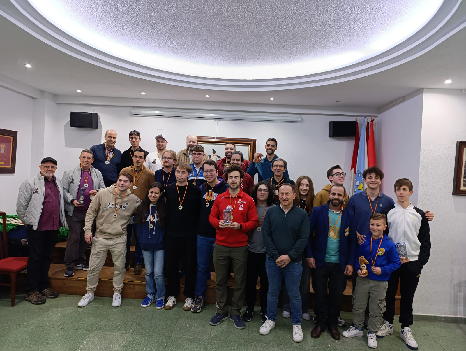 Oro y dos platas en la Escuela de Ajedrez Béjar en los Juegos Escolares y ceremonia clausura en la Liga provincial por equipos 2026