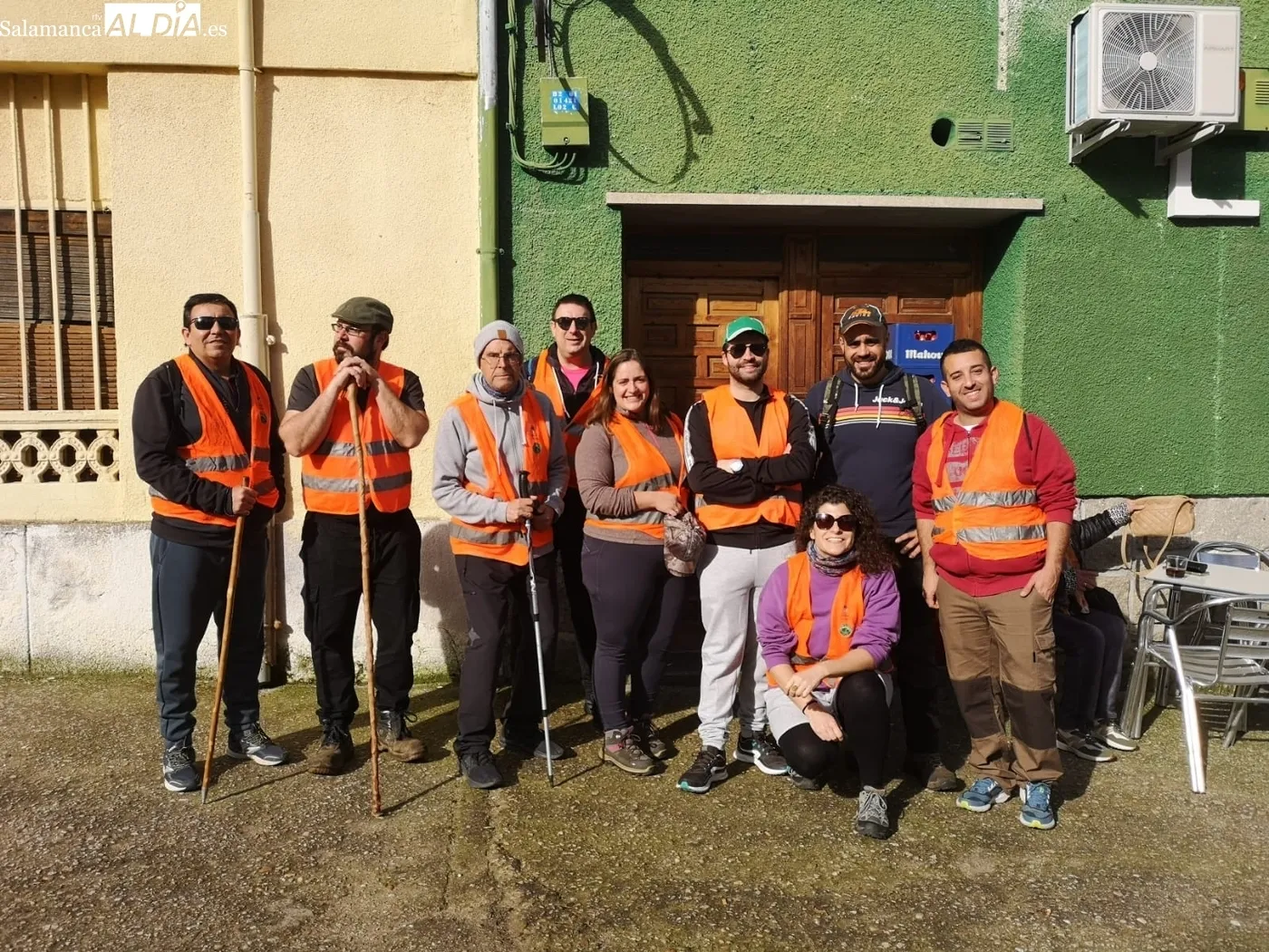Marcha de Senderismo 'Alemndros en flor' en La Fregeneda /  PURI SÁNCHEZ RUBIO