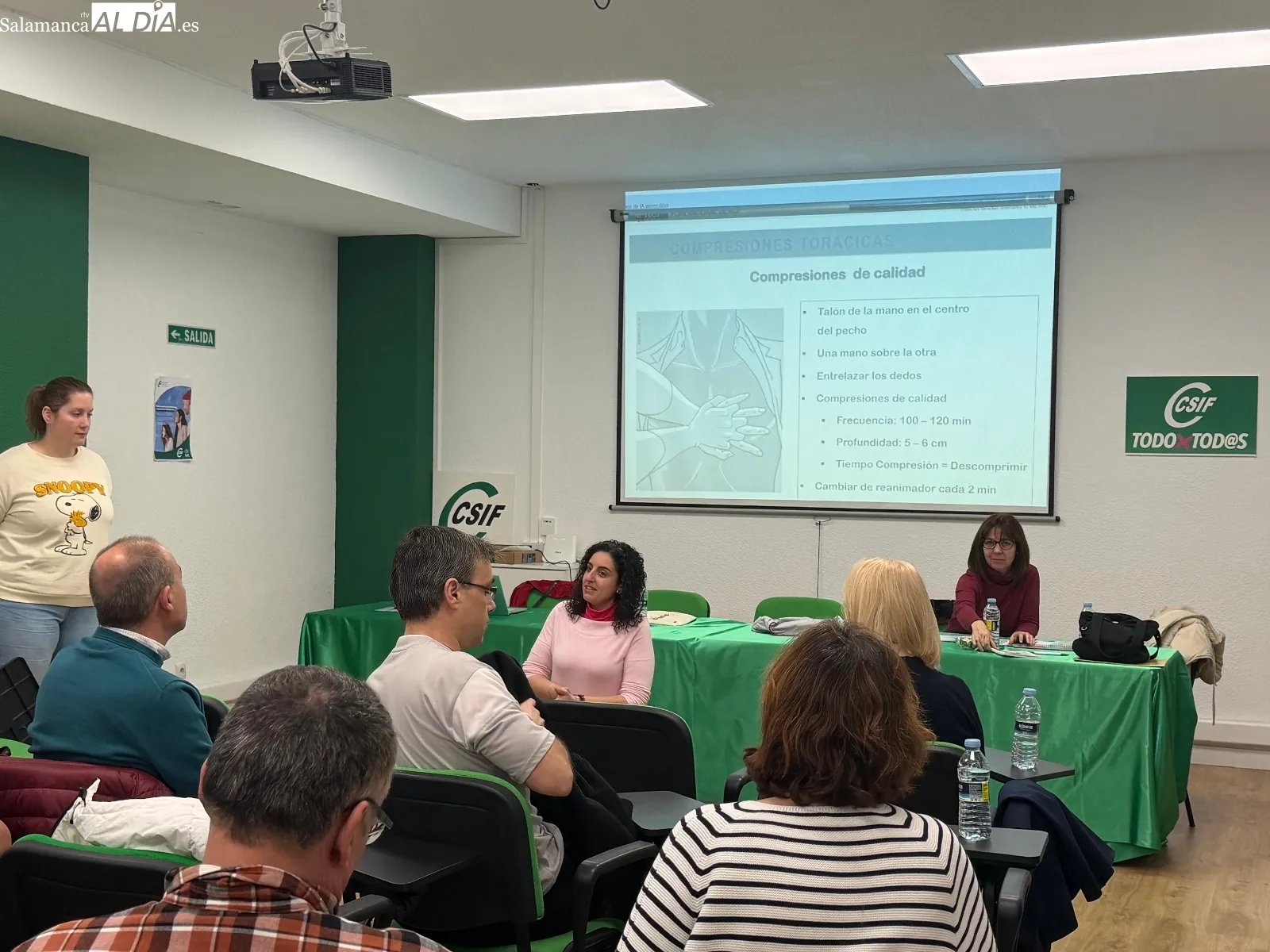 Curso especializado en CSIF Salamanca con el objetivo de convertir a sus delegados en instructores acreditados por el Plan Nacional de RCP | FOTOS: Vanesa Martins 