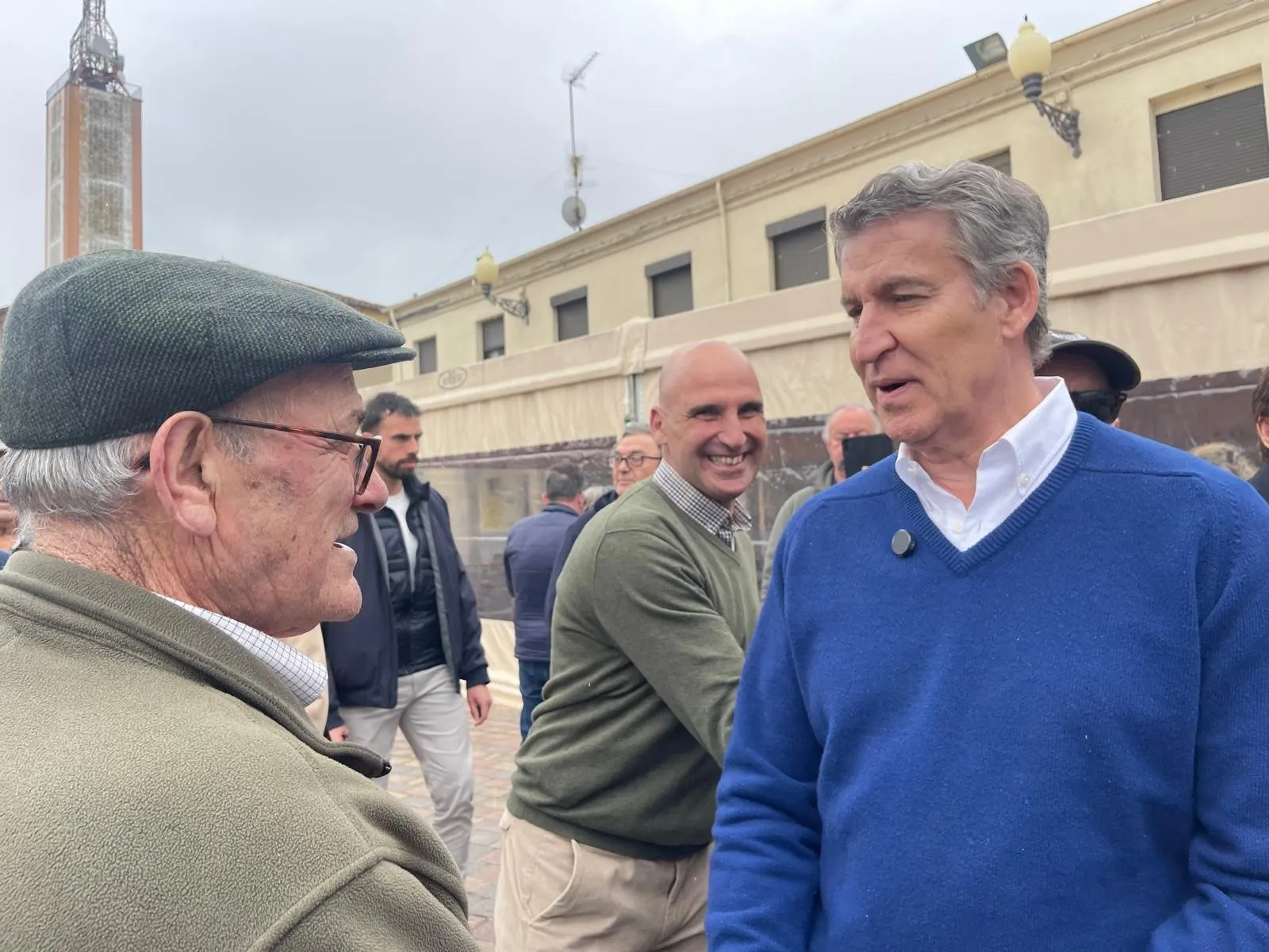 Visita de Alberto Núñez Fijóo a La Fuente de San Esteban