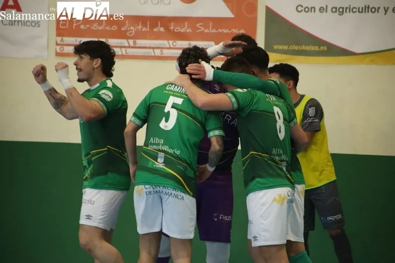 Foto 5 - FOTOS | El Piensos Dur&aacute;n Albense roza la machada ante el l&iacute;der en un duelo de m&aacute;xima intensidad (4-5)