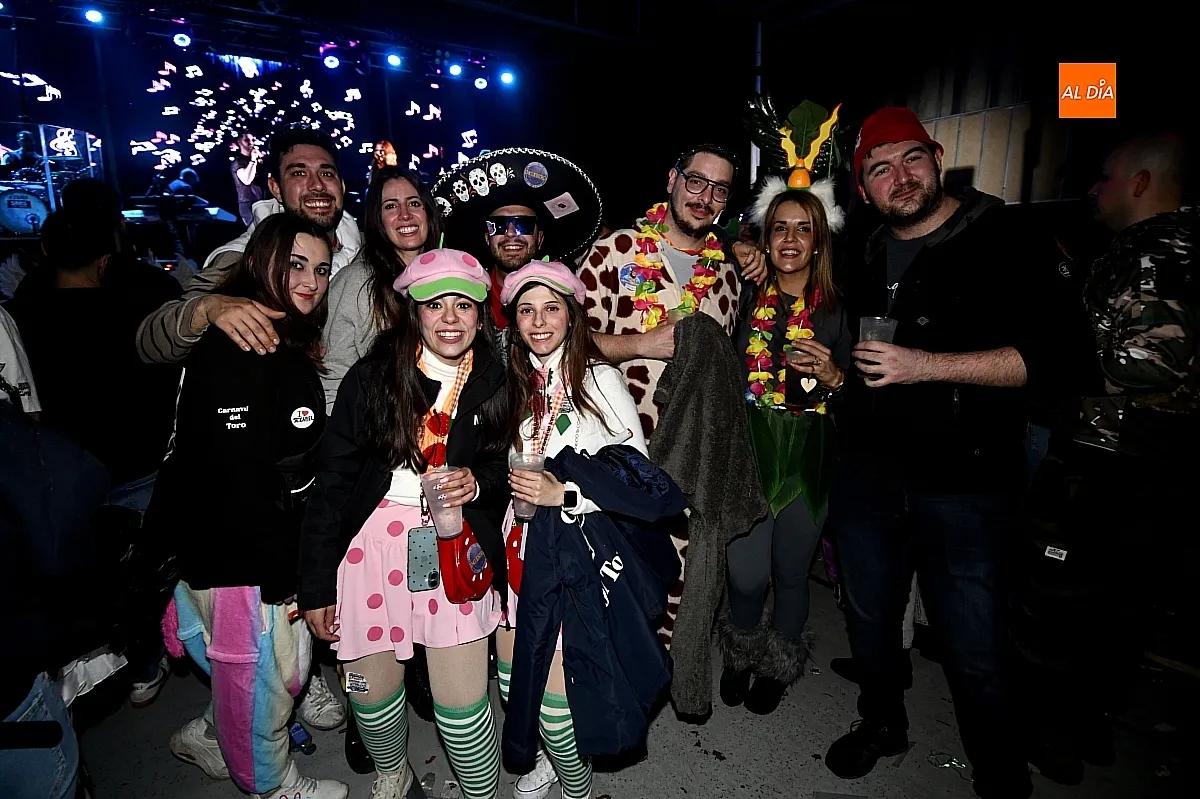 Baile disfraces adultos Carnaval del Toro