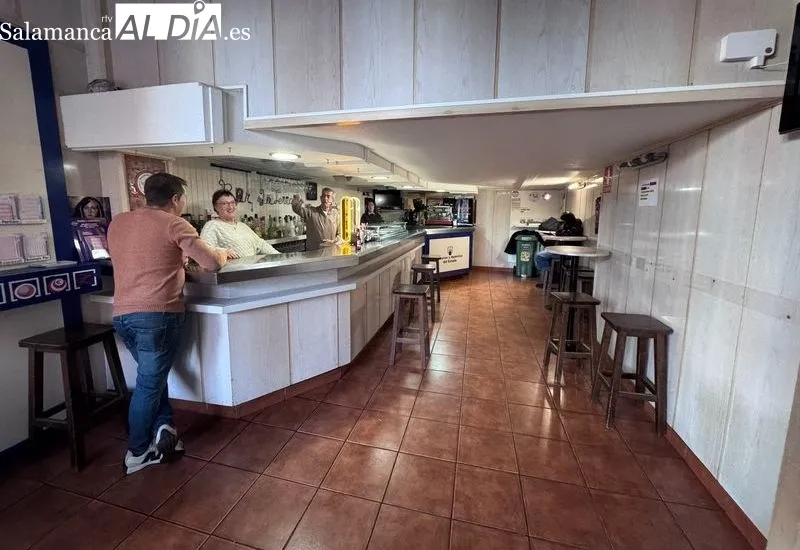 Foto 5 - El bar La Terraza baja la trapa en Alba de Tormes tras 68 a&ntilde;os de historia en la Plaza Mayor