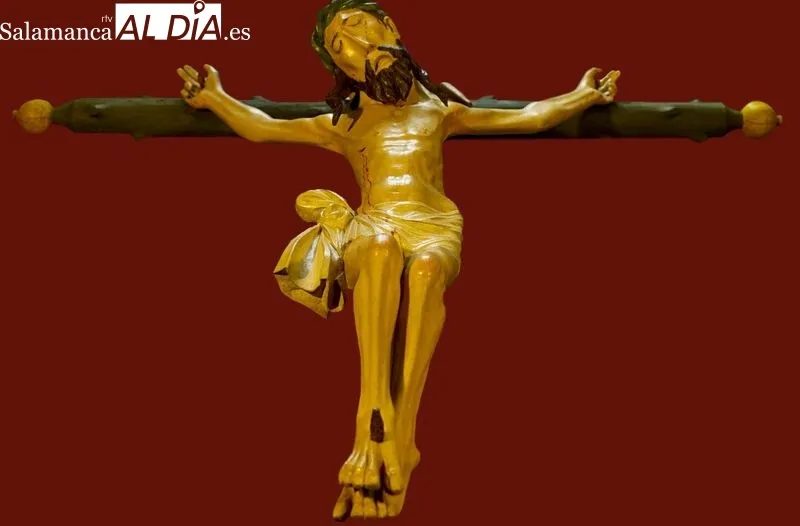 Foto 6 - Los Carmelitas de Alba de Tormes recuperan el hist&oacute;rico 'Cristo del Castillo' tras una compleja restauraci&oacute;n
