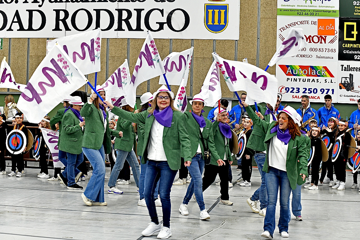 Misioneras de la Providencia llevan sus Olimpiadas carnavaleras al pabellón de Conde Foxá