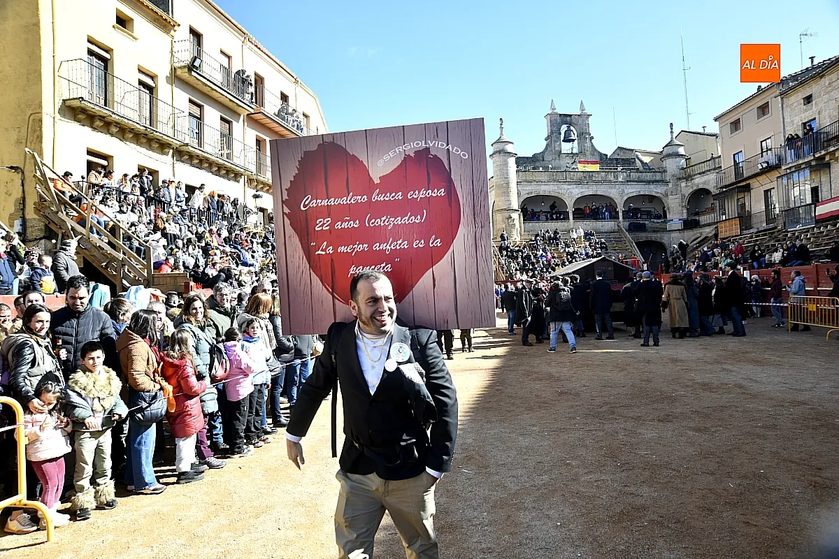 Desfile disfraz callejero Carnaval 26