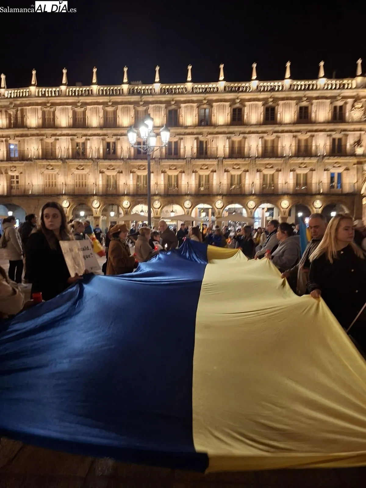 Foto 9 - V&Iacute;DEO Y FOTOS | Los ucranianos de Salamanca claman contra el olvido
