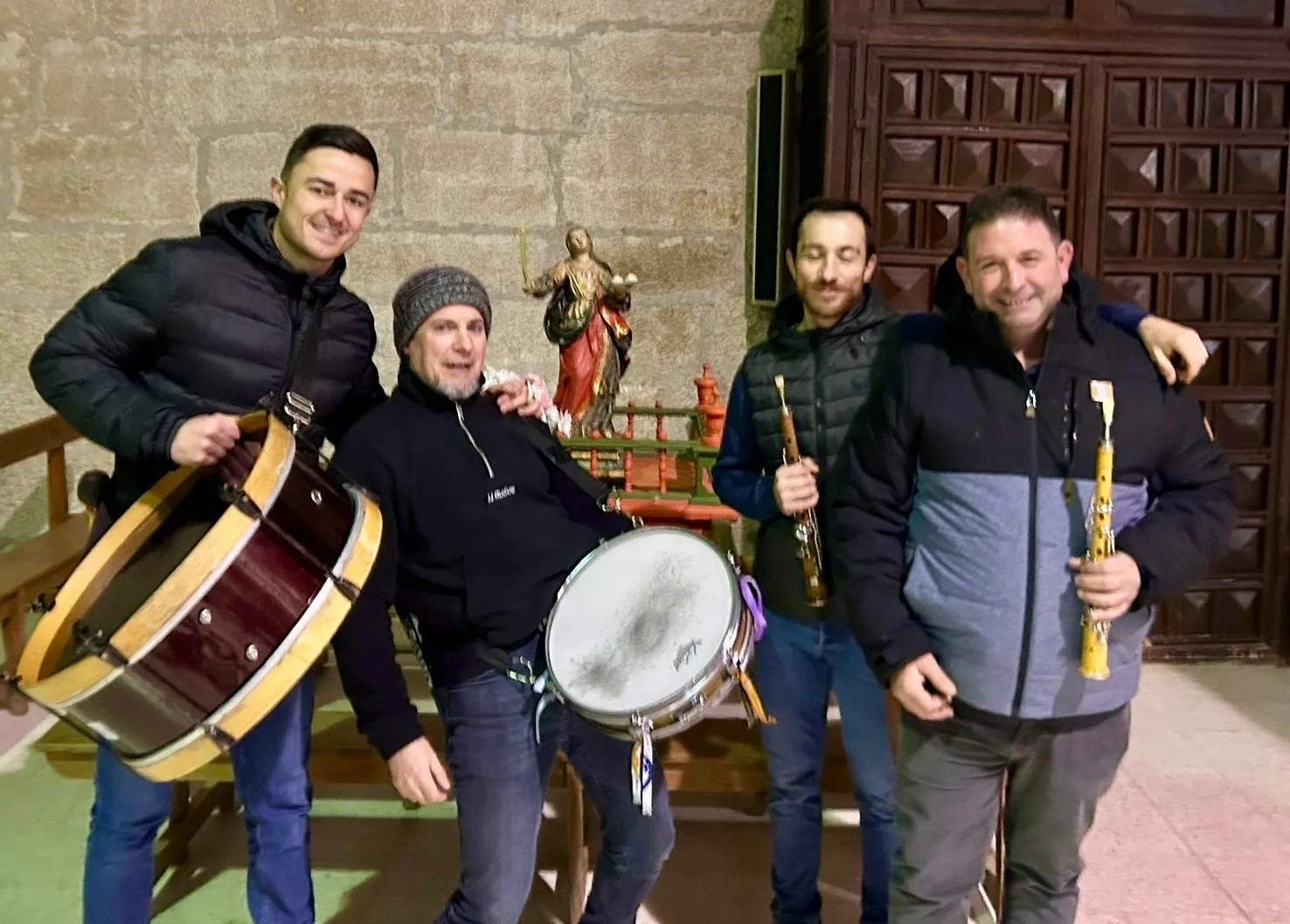 Foto 2 - El frio no puede con las &aacute;guedas de Mancera de Abajo y su tradicional celebraci&oacute;n