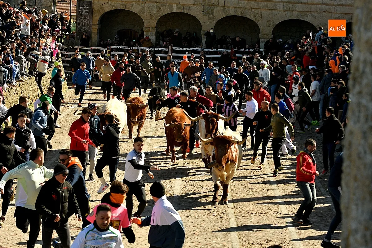 Encierro Urbano sábado Carnaval