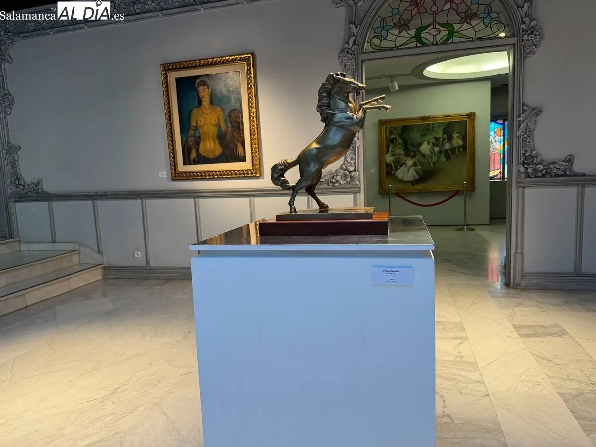 El Museo Art Nouveau y Art Déco acoge hasta el 1 de marzo una muestra del escultor chino Xu Hongfei. Foto de Vanesa Martins