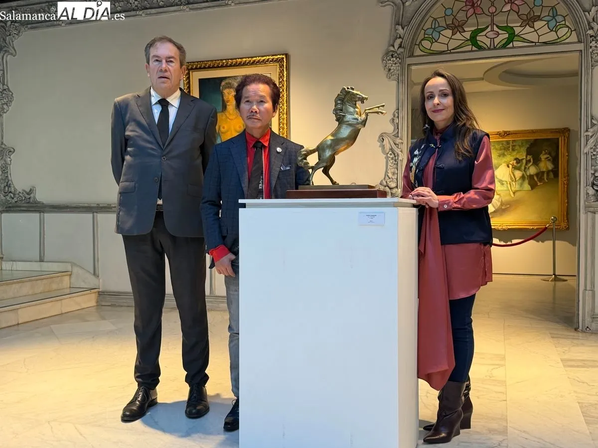 El Museo Art Nouveau y Art Déco acoge hasta el 1 de marzo una muestra del escultor chino Xu Hongfei. Foto de Vanesa Martins