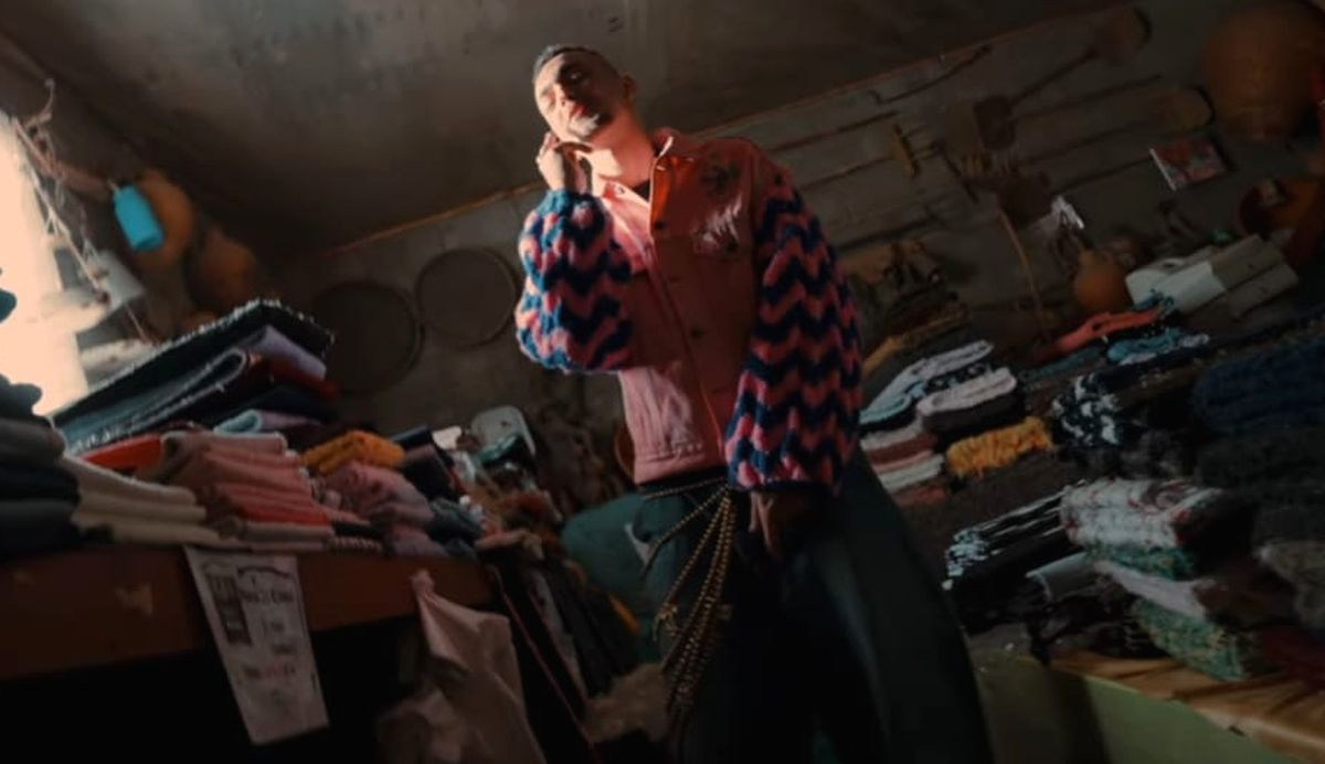 Lemus estrena el videoclip de su canción para el multipremiado corto Manos Negras