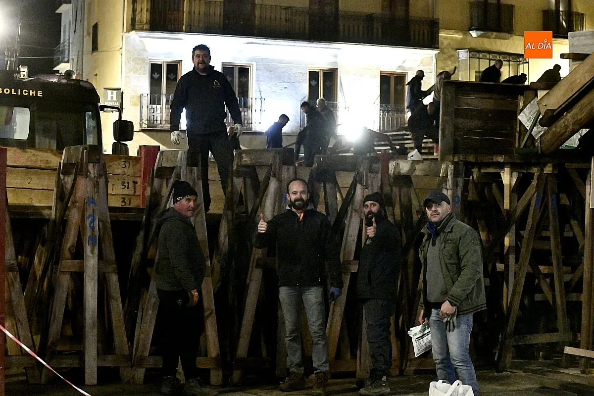Montaje tablaos en la noche