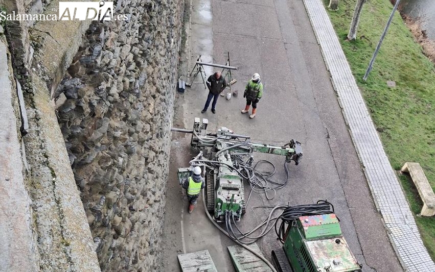 Alba de Tormes restringe el aparcamiento junto a la Basílica por seguridad