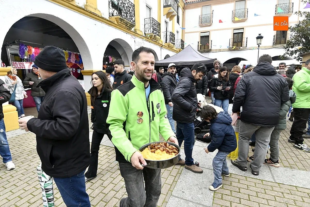 Ambiente callejero y Peñas Plaza Buen Alcalde