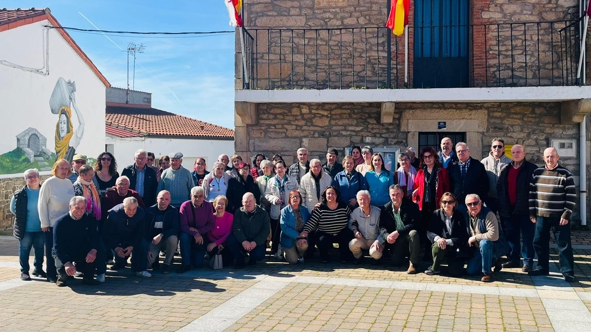 Guadramiro despide a su enfermera Carmen Díez tras 13 años