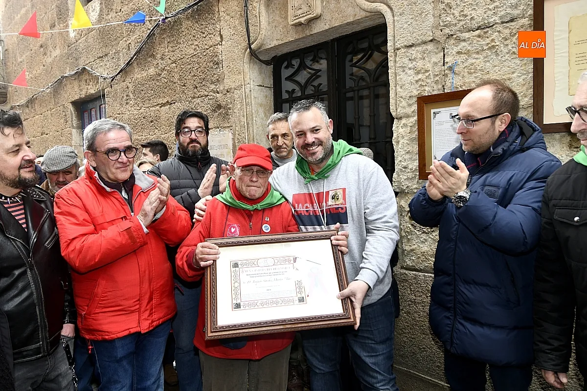 Puerta desencierro Porteros Mayores