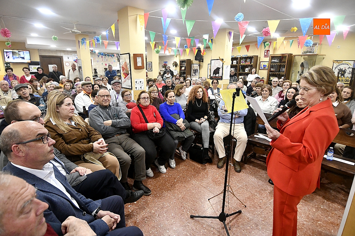 Pregón Magdalena Martín pone voz a casi medio siglo de historia del Centro de Mayores ciudad rodrigo