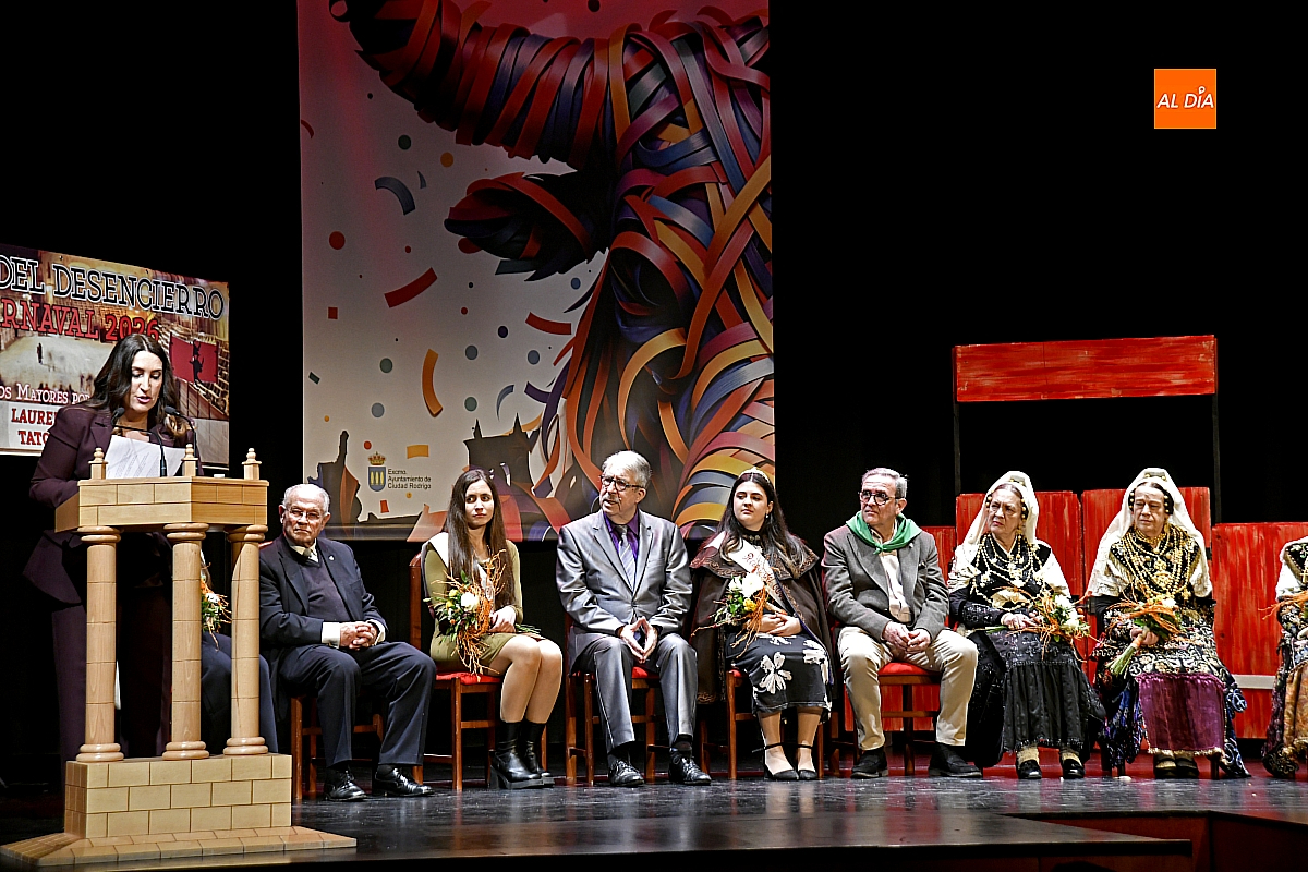 Un discurso cargado de memoria y gratitud: Beatriz Bernal exalta la figura de Lauren y Tato en el Carnaval del Toro