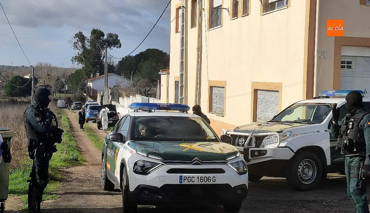 Foto 2 - Gran redada antidroga  en Ciudad Rodrigo por la Guardia Civil en la v&iacute;spera del Carnaval del Toro