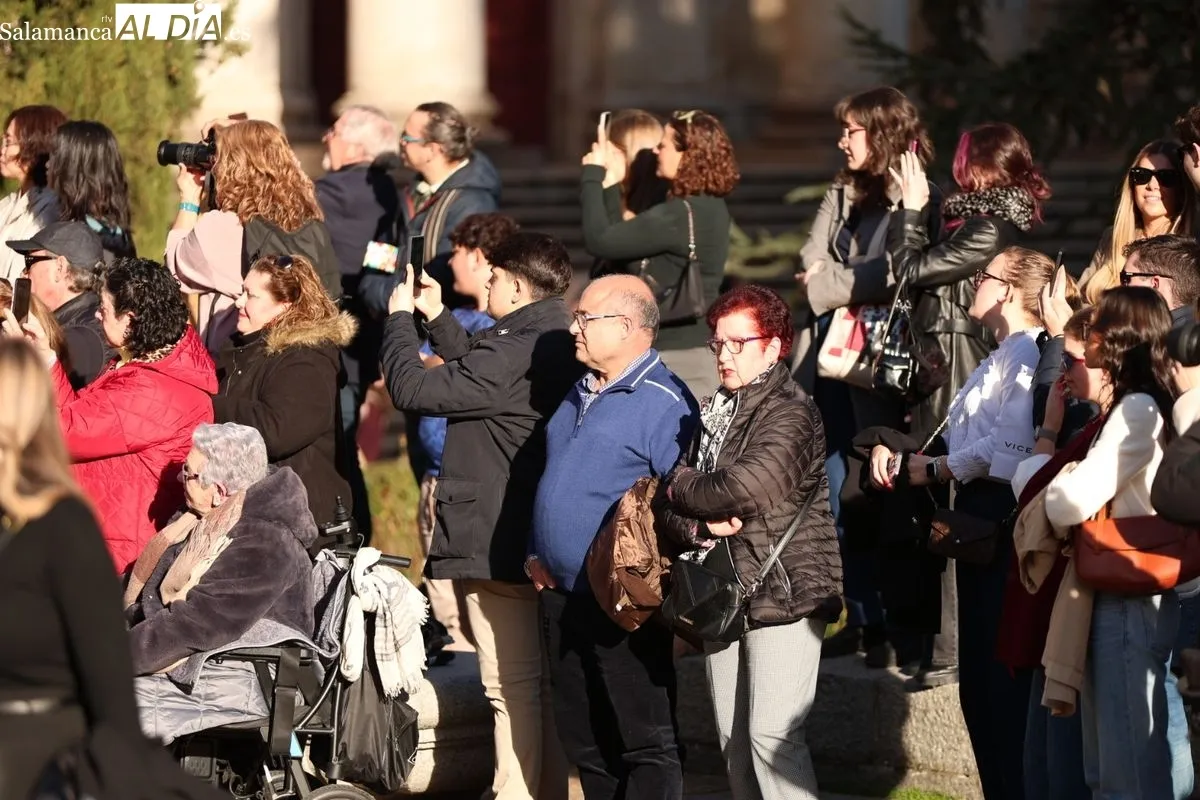 Jesús Despojado recorre el centro de Salamanca en su solemne Vía Crucis anual | FOTOS: David Sañudo 