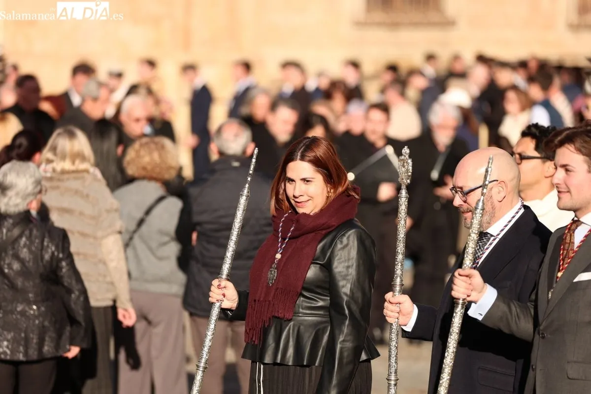 Jesús Despojado recorre el centro de Salamanca en su solemne Vía Crucis anual | FOTOS: David Sañudo 