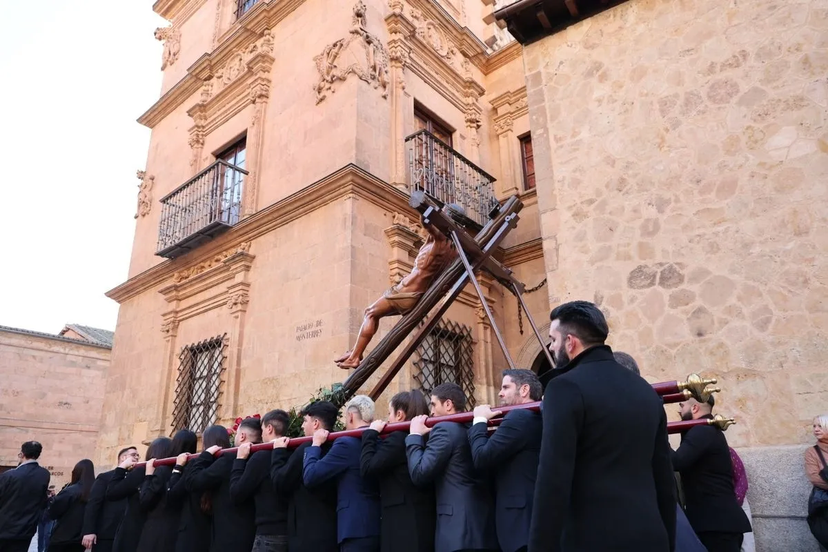 El Cristo de la Agonía preside el Via Crucis de la Junta de Semana Santa en el inicio de la Cuaresma | FOTOS: David Sañudo