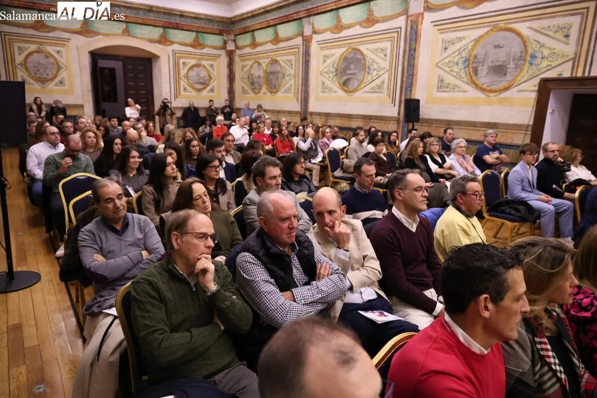 ANPE rinde homenaje a los docentes jubilados en el Palacio Fonseca