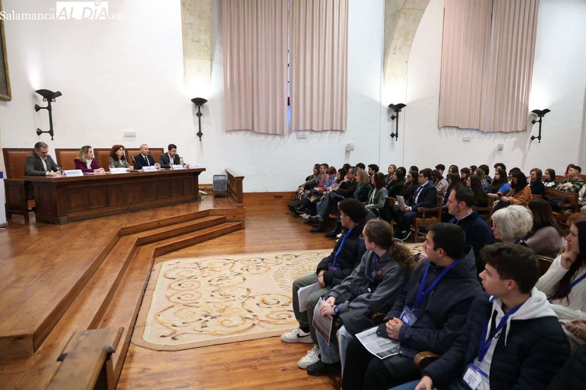 La USAL acoge la III Olimpiada sobre la Unión Europea