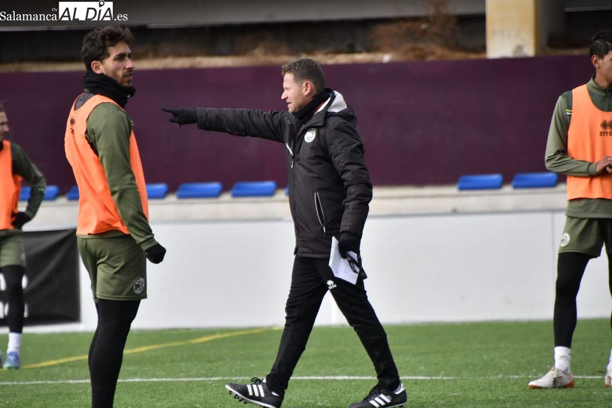 Mario Simón y el renovar en Unionistas: Si Antonio Paz y el club quieren que siga, nos sentaremos y hablaremos con agrado