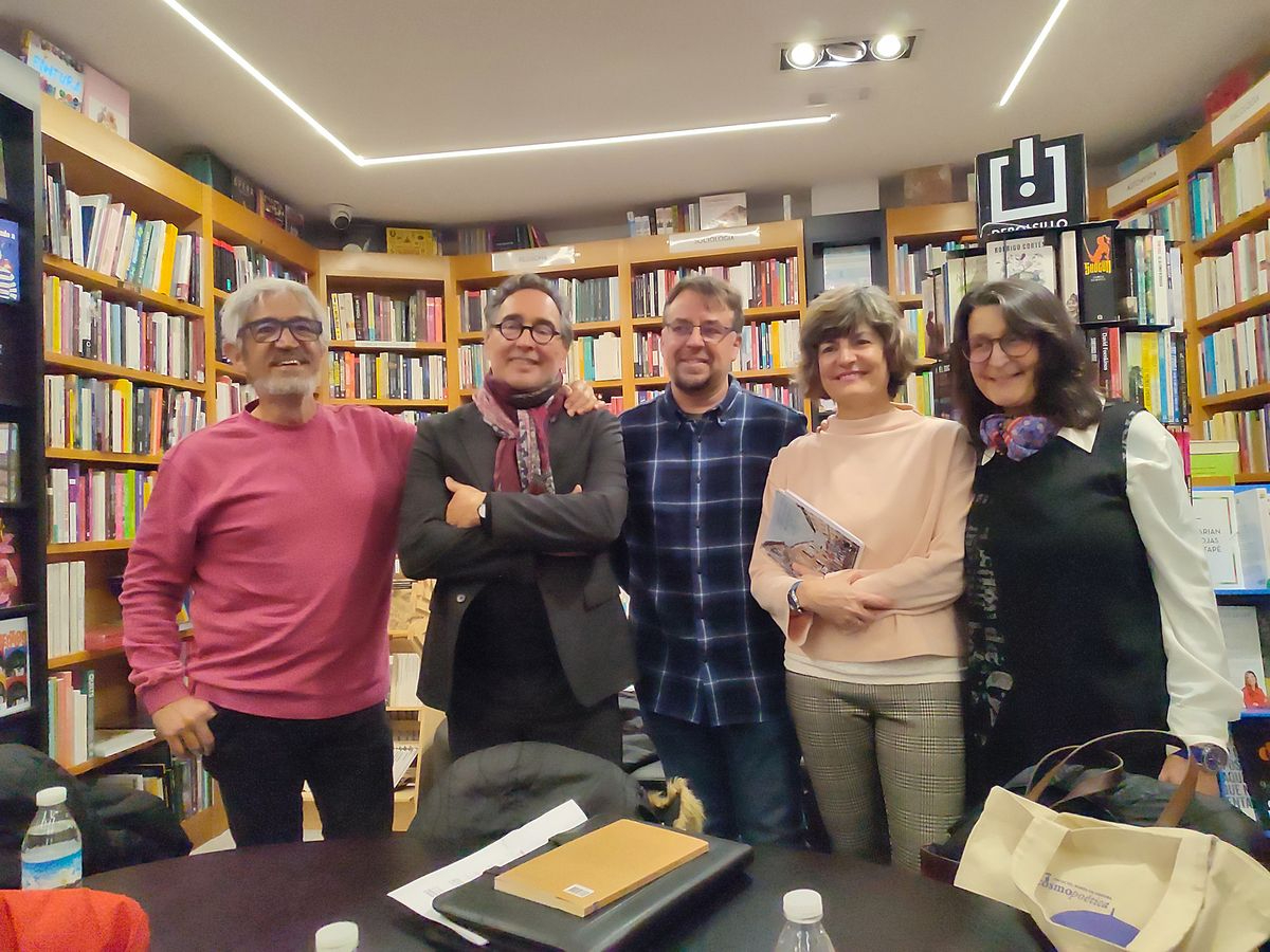Homenaje emocionado a Valentín Martín en la presentación de su último libro Nueve cartas a Salamanca