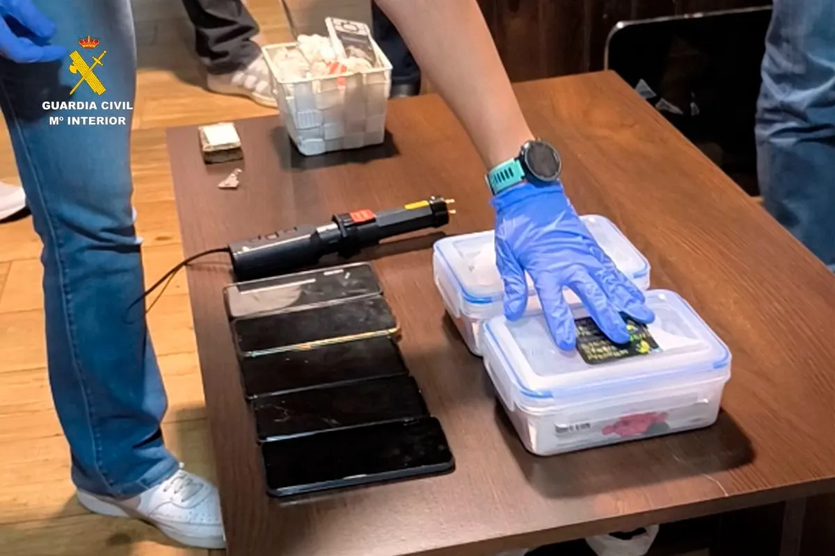 Desmantelados un punto de venta y dos 'guarderías' de droga en Guijuelo. Foto de la Guardia Civil