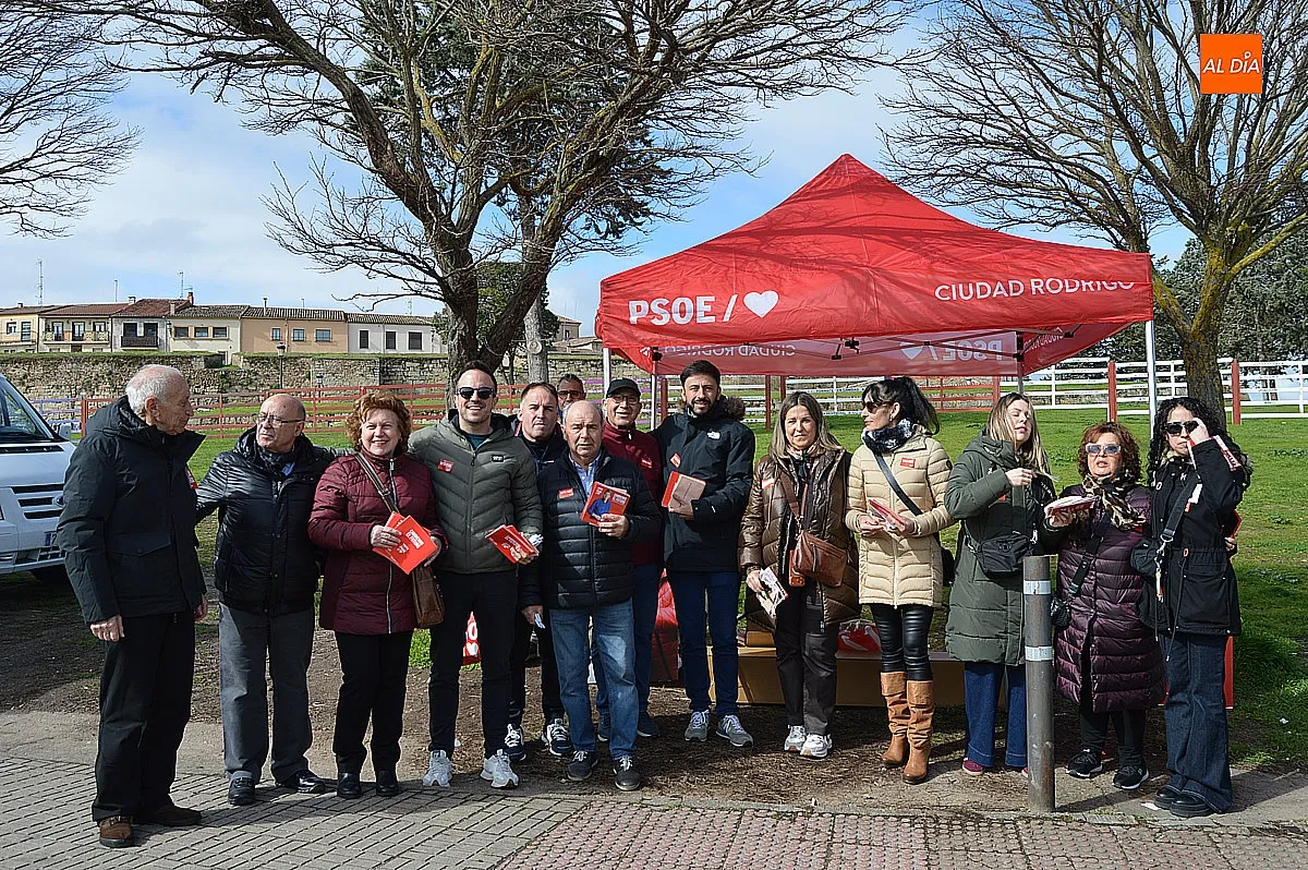Mesa electoral del PSOE en Ciudad Rodrigo 