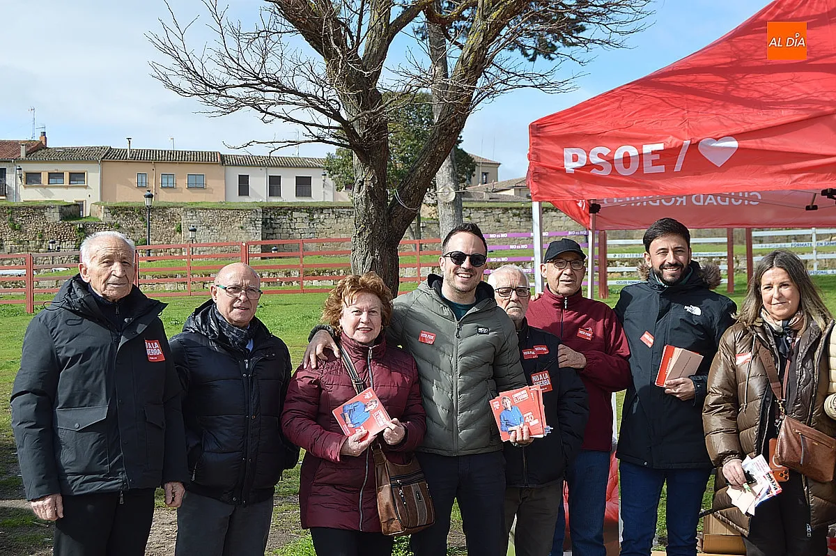 Mesa electoral del PSOE en Ciudad Rodrigo 