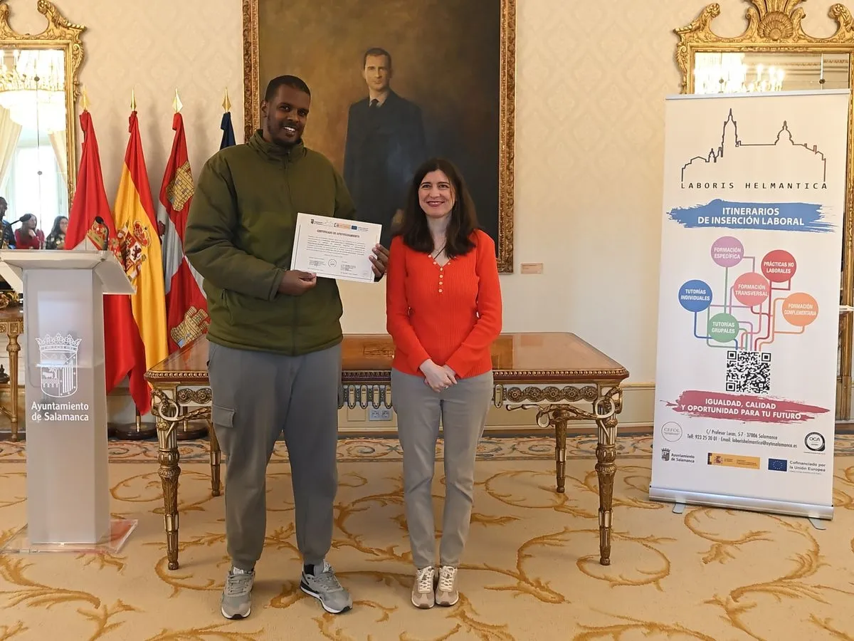 Día feliz en el Ayuntamiento para las personas que han completado su formación para encontrar empleo en Salamanca