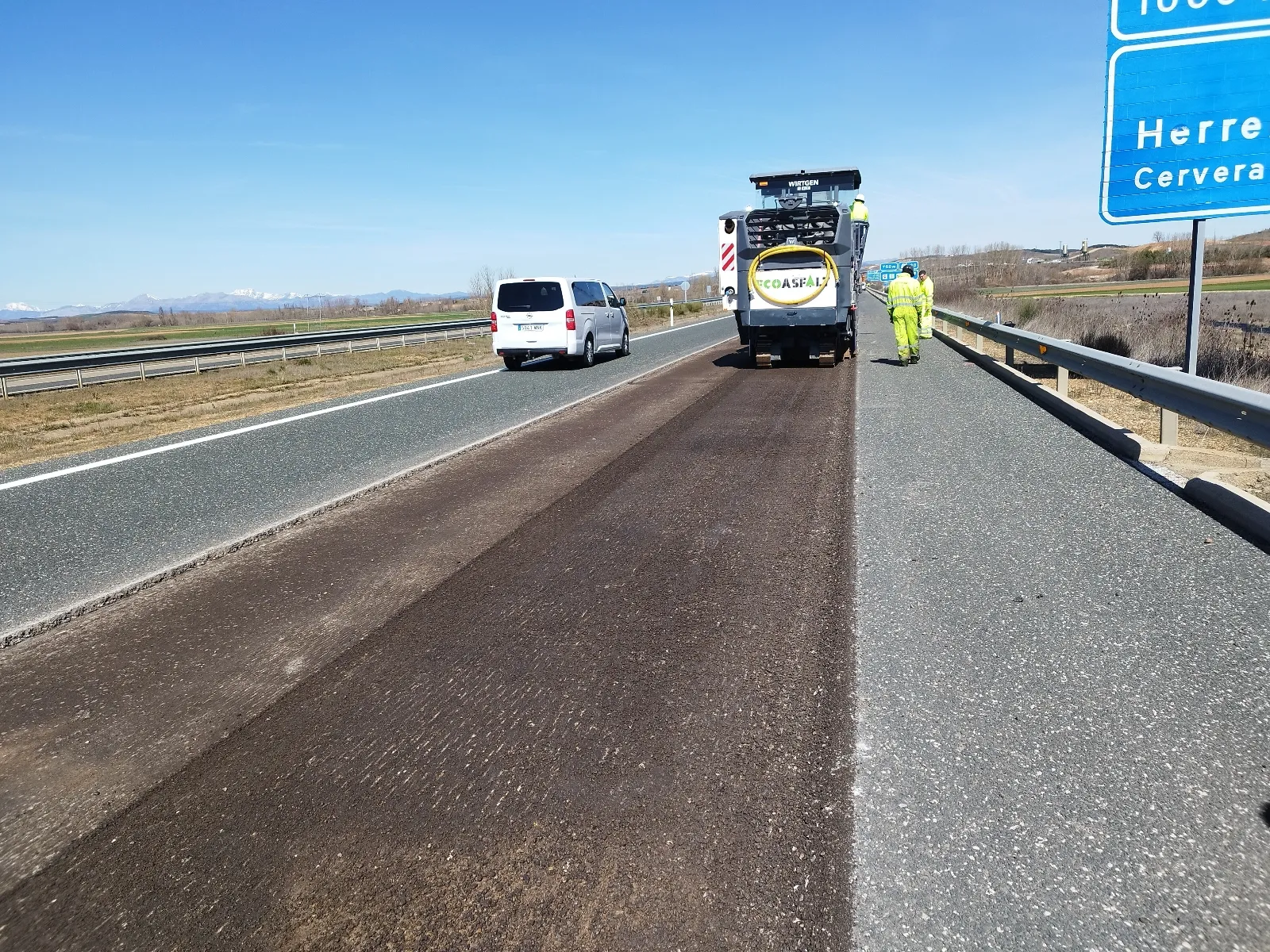 Foto 6 - Transportes destina 4,9 millones para reparar las autov&iacute;as A-62 y A-66 en Salamanca