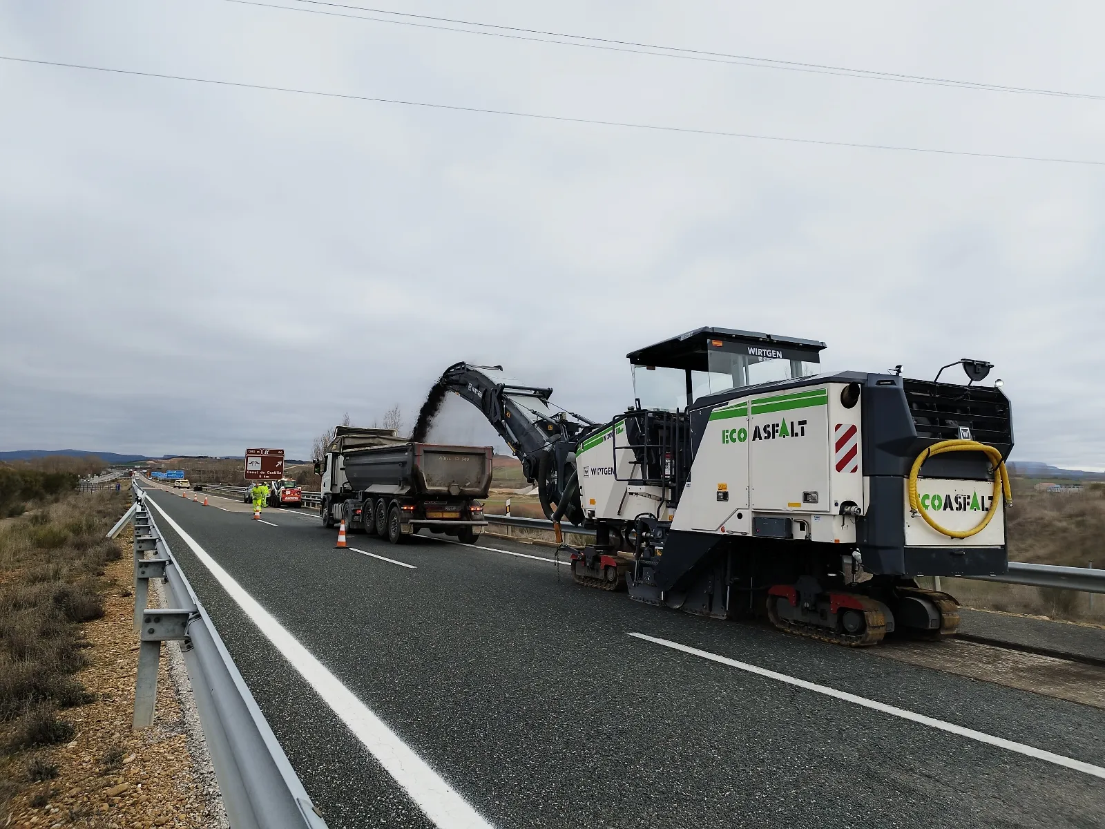 Foto 7 - Transportes destina 4,9 millones para reparar las autov&iacute;as A-62 y A-66 en Salamanca
