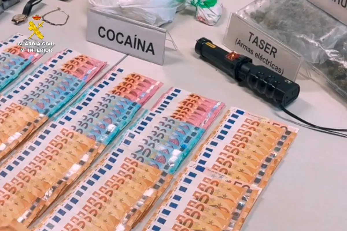 Desmantelados un punto de venta y dos 'guarderías' de droga en Guijuelo. Foto de la Guardia Civil