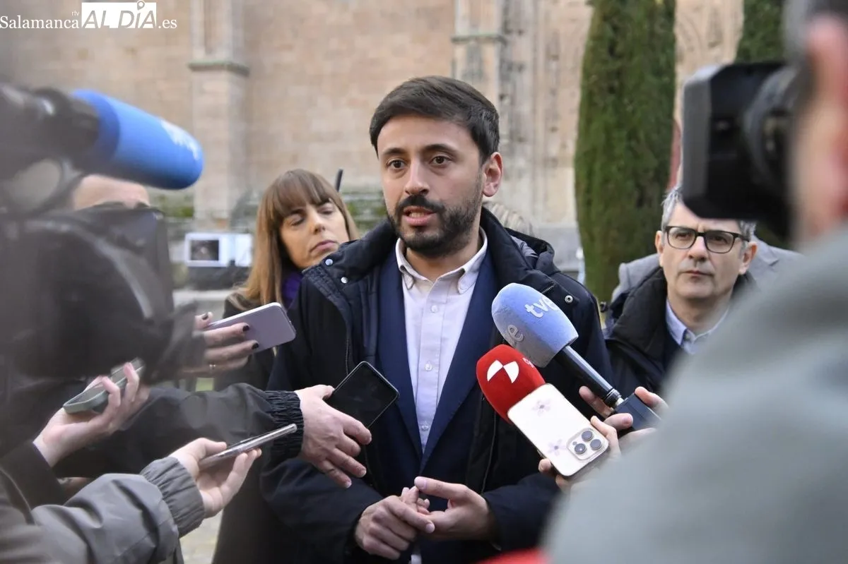 Foto 3 - FOTOS | El ministro F&eacute;lix Bola&ntilde;os hace campa&ntilde;a en Salamanca: "El PSOE es la &uacute;nica opci&oacute;n para desalojar al PP"