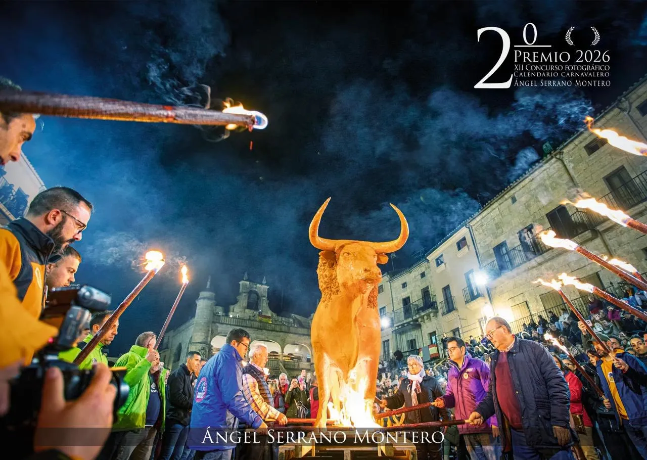 Foto 4 - Sale a la venta el calendario del Carnaval del Toro 2026/27