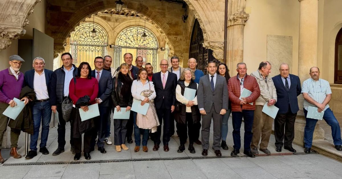 Diputación y Junta entregan inventarios de bienes a 20 municipios